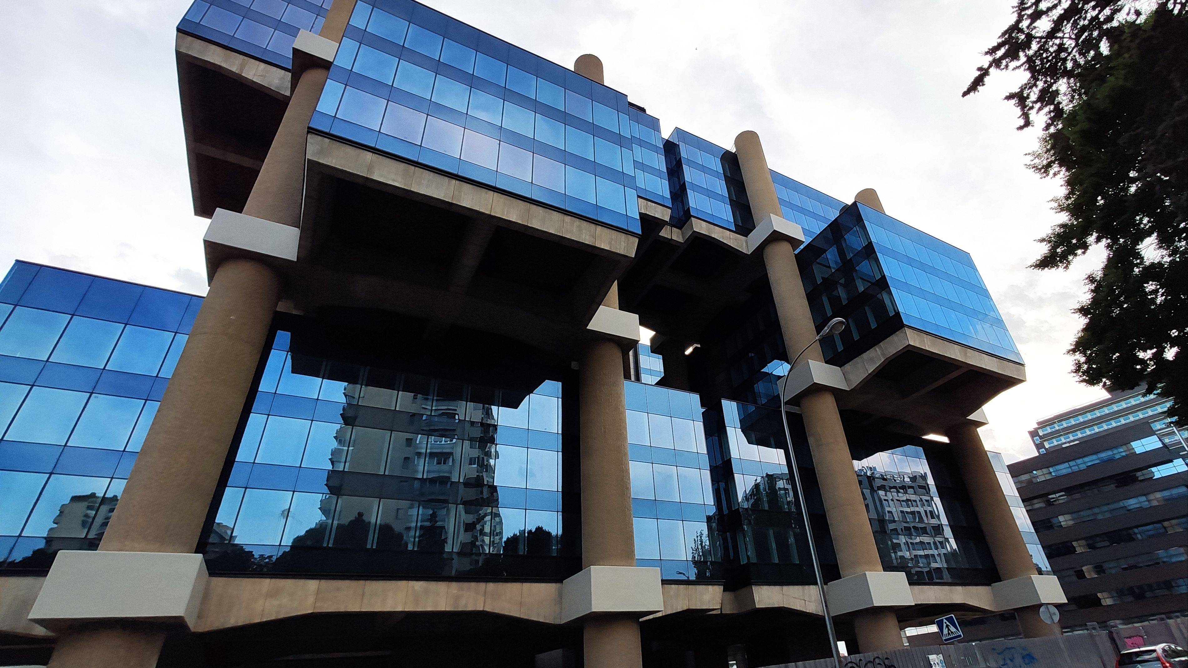Edificio Los Cubos