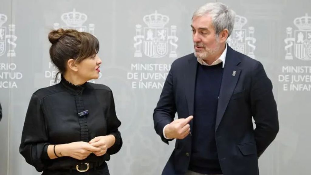 Gobierno y Canarias fijan los criterios para repartir menores migrantes
