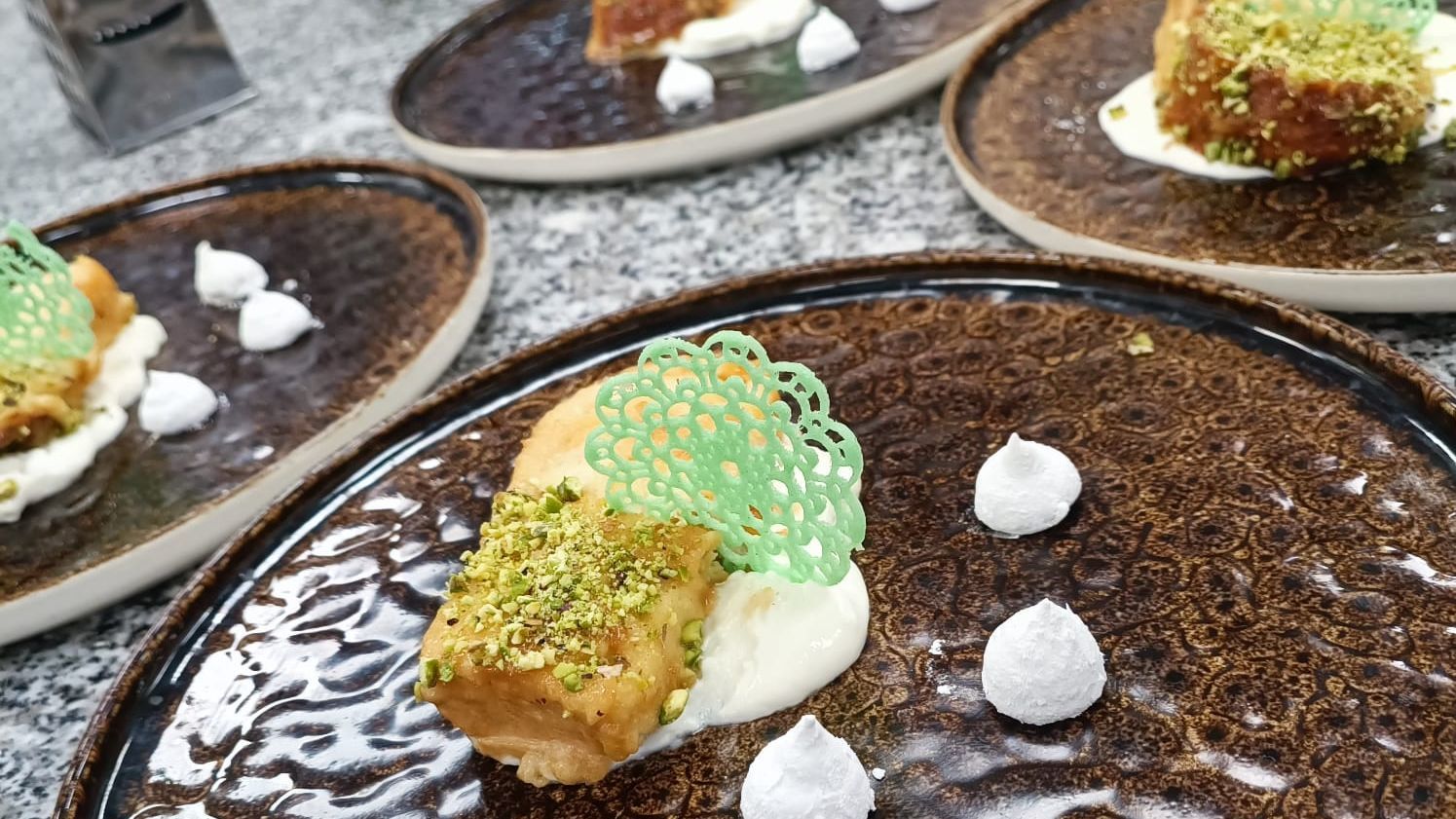 Postres de 'The torrija's project' del IES Hotel Escuela