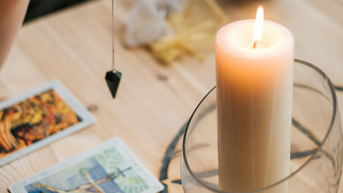 tarot y péndulo