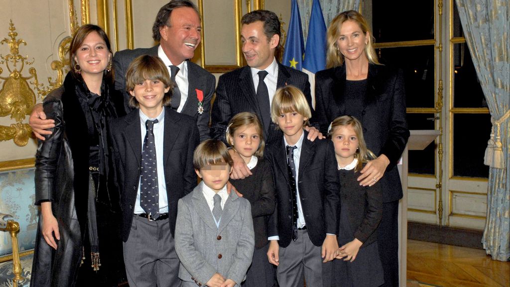 Julio Iglesias, Miranda, y sus hijos