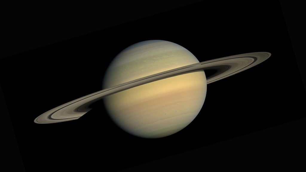 saturno unsplash