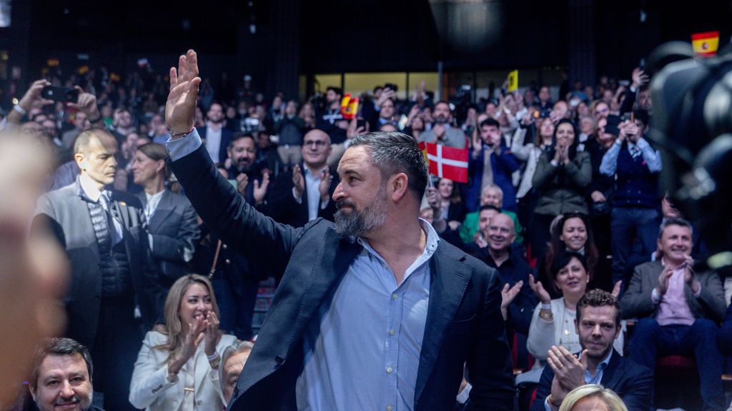 Santiago Abascal llama a "hacer Europa grande otra vez" en la cumbre de los Patriotas