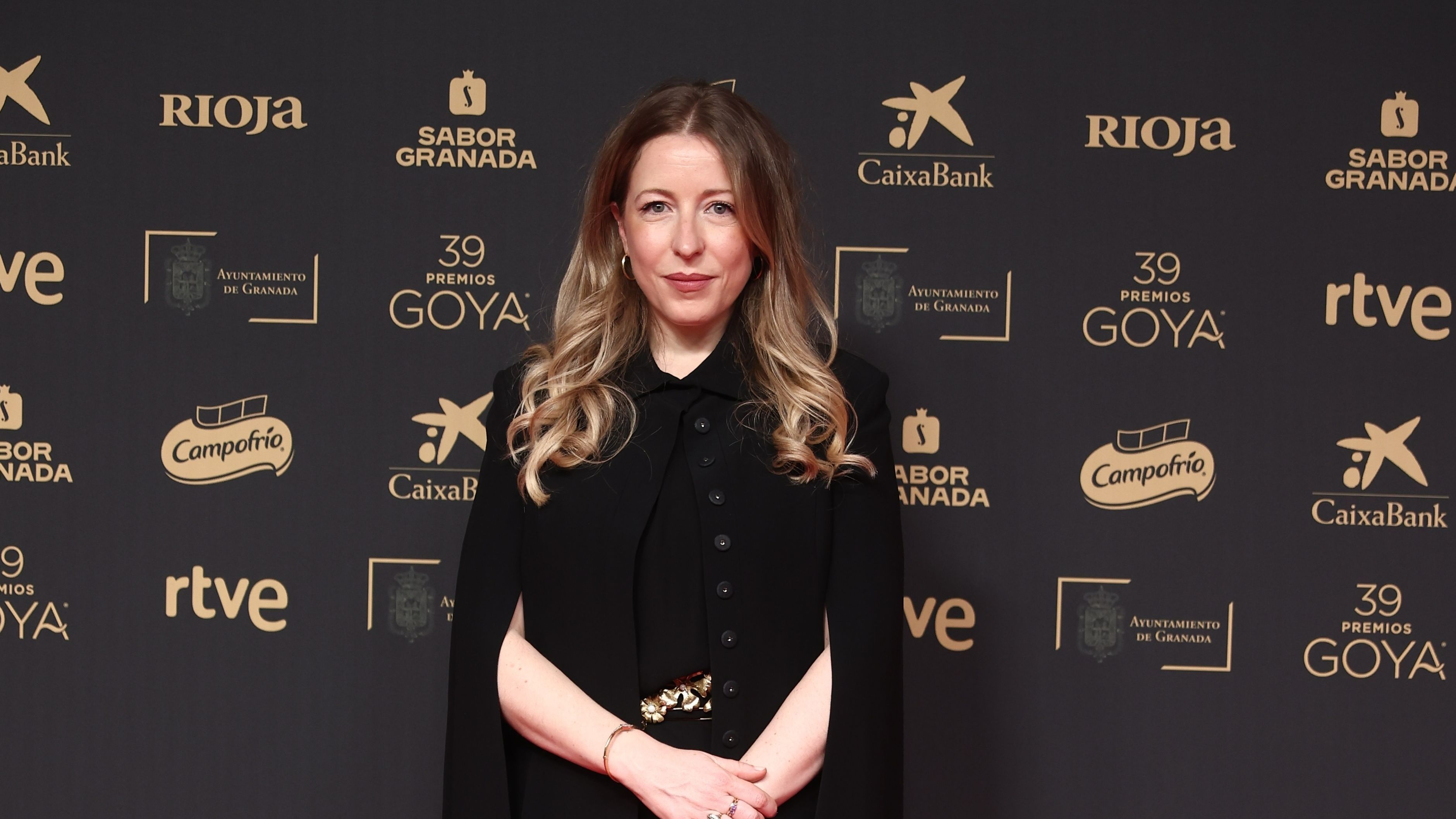 La directora Pilar Palomero posa en la alfombra roja de la 39º edición de los Premios Goya 2025