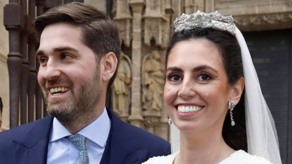 Magdalena González-Serna y Antoliano Rodríguez en su boda