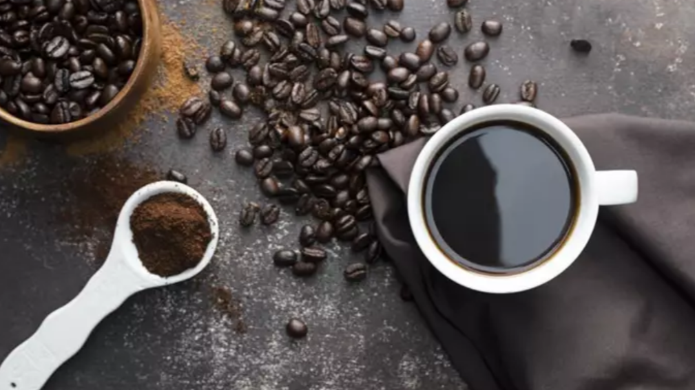 Cómo funciona la cafeína y cómo afecta a nuestro sueño, según explica una experta Cómo funciona la cafeína y cómo afecta a nuestro sueño, según explica una experta