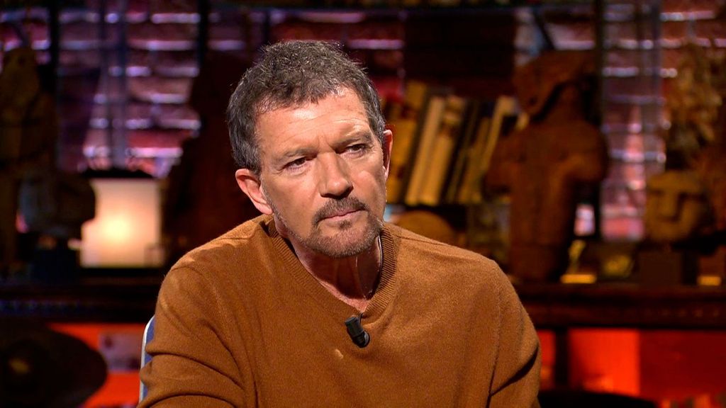 La misteriosa experiencia de Antonio Banderas al sufrir un ataque de corazón: "El cuerpo me pedía abandonarme" Cuarto Milenio Temporada 20 Top Vídeos 534