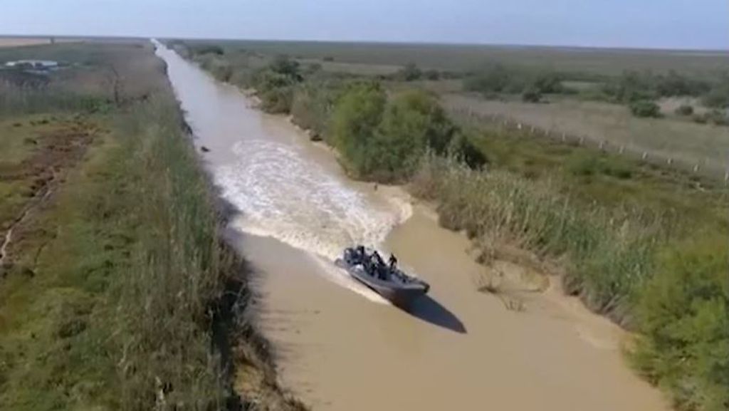 El río Guadalquivir, una autovía para la droga: hartazgo vecinal por el paso de narcolanchas