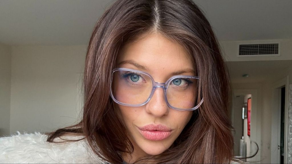 Anita Matamoros, duramente criticada por acudir como influencer a los Premios Goya