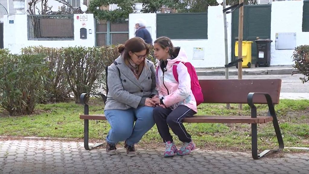 La historia de Irene, paciente de epilepsia con 11 años: "Es un estado de alerta constante"