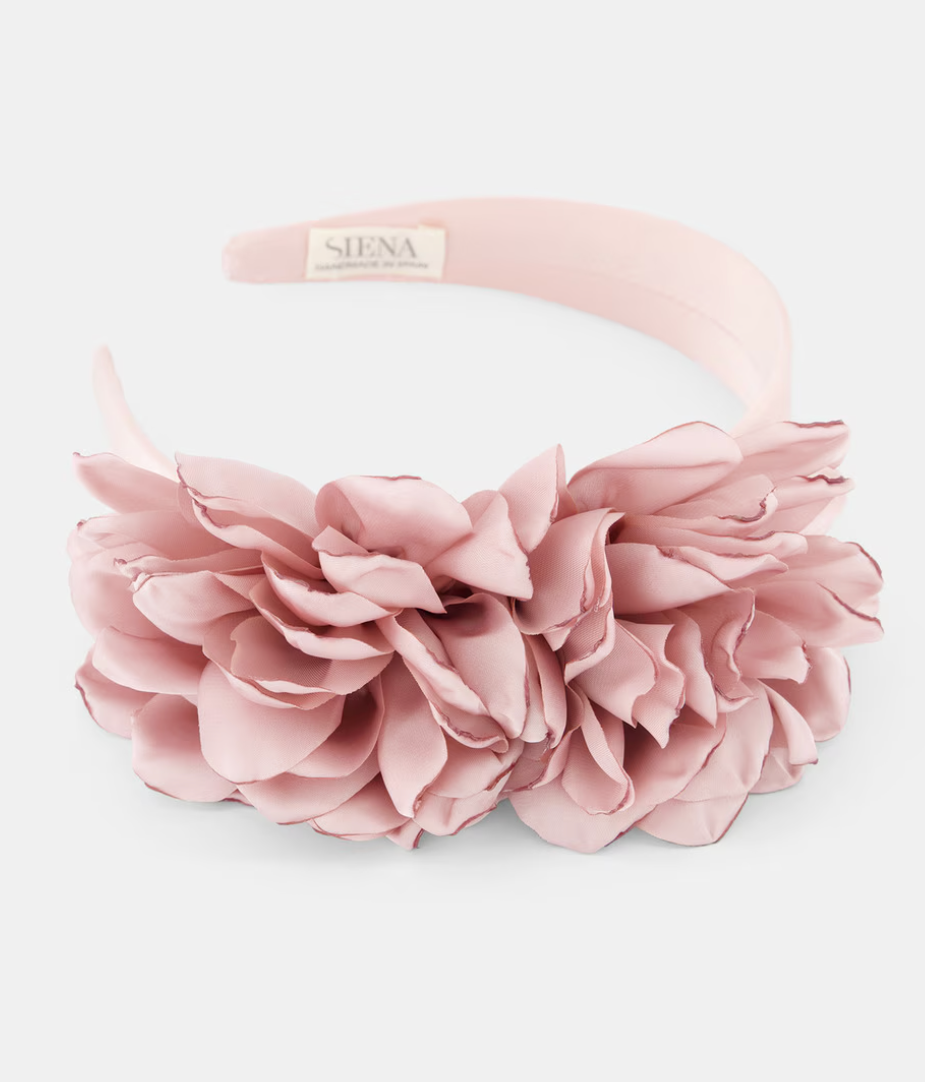 Tocado floral en forma de diadema