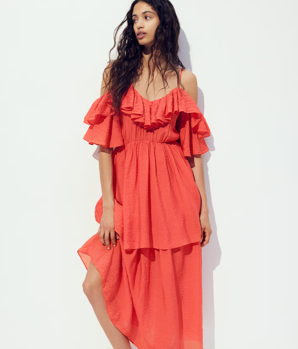 Vestido con volantes y escote en V