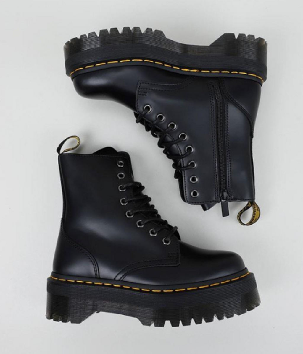 Dr. Martens con plataforma