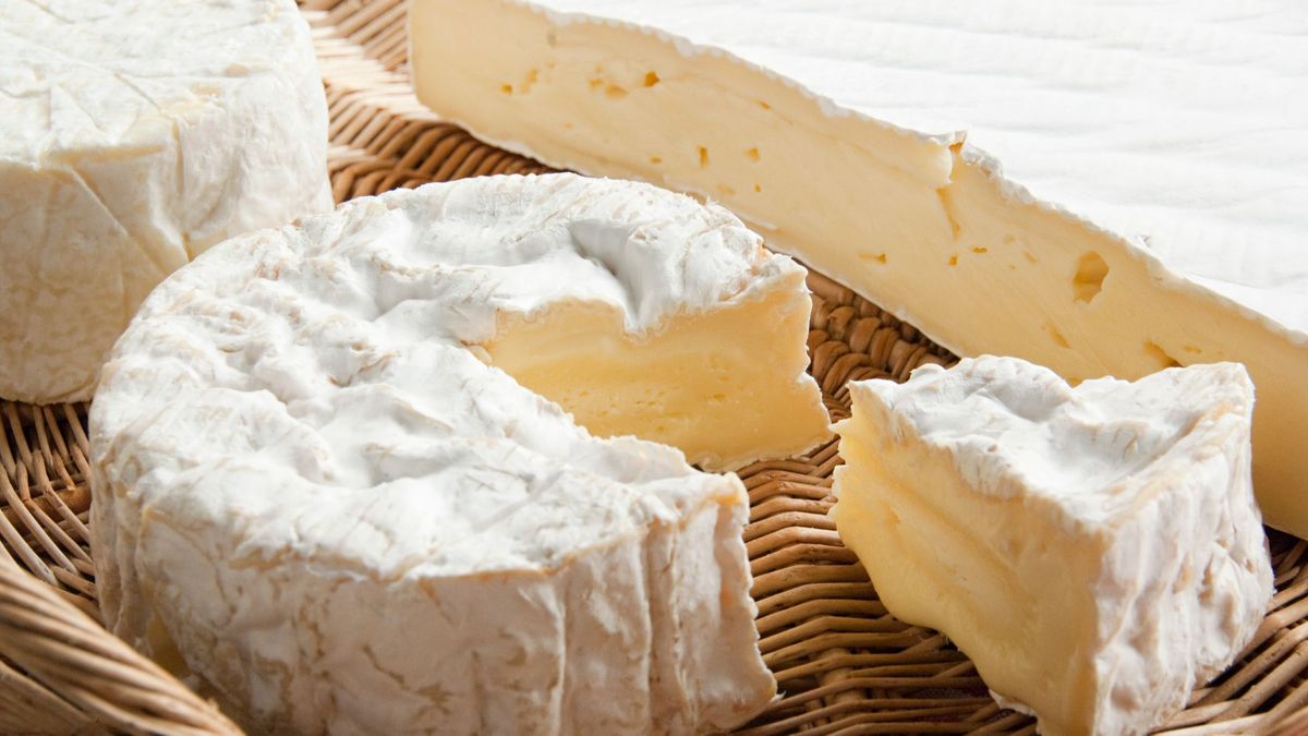 ¿Están los quesos brie y camembert en peligro?