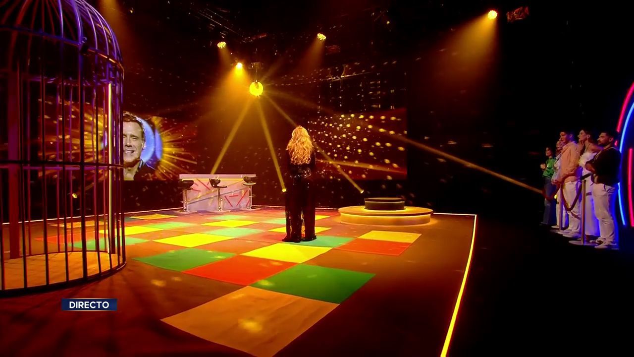 Ver Límite 48 horas 6 x GH DÚO 5 completo
