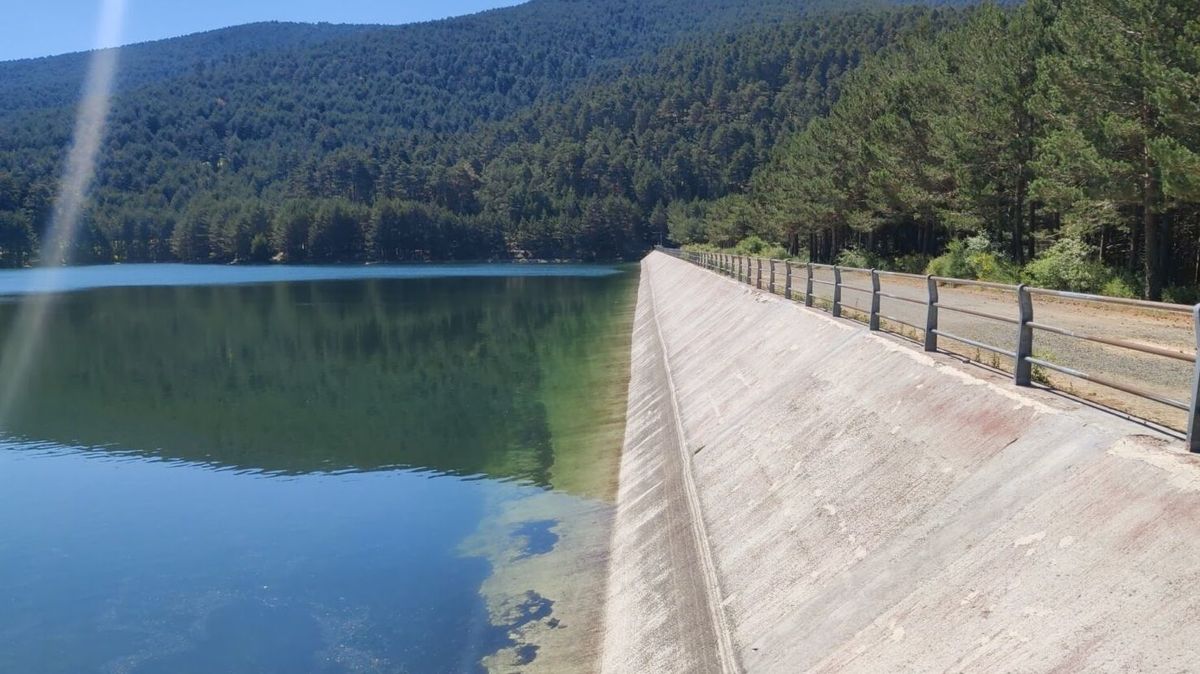 Activado el nivel dos de emergencia ante la posible rotura de la presa El Tejo, Segovia