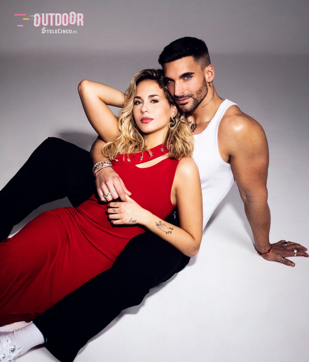 Violeta y Edi celebran San Valentín posando en exclusiva para Outdoor: la sesión de fotos