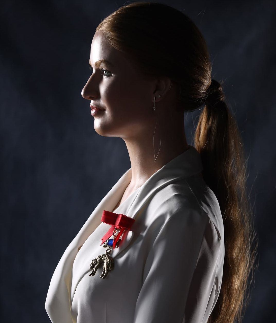 La figura de Leonor.