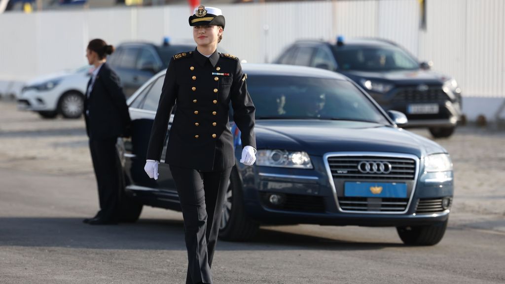La princesa Leonor el pasado 8 de enero tras bajar de su vehículo oficial.