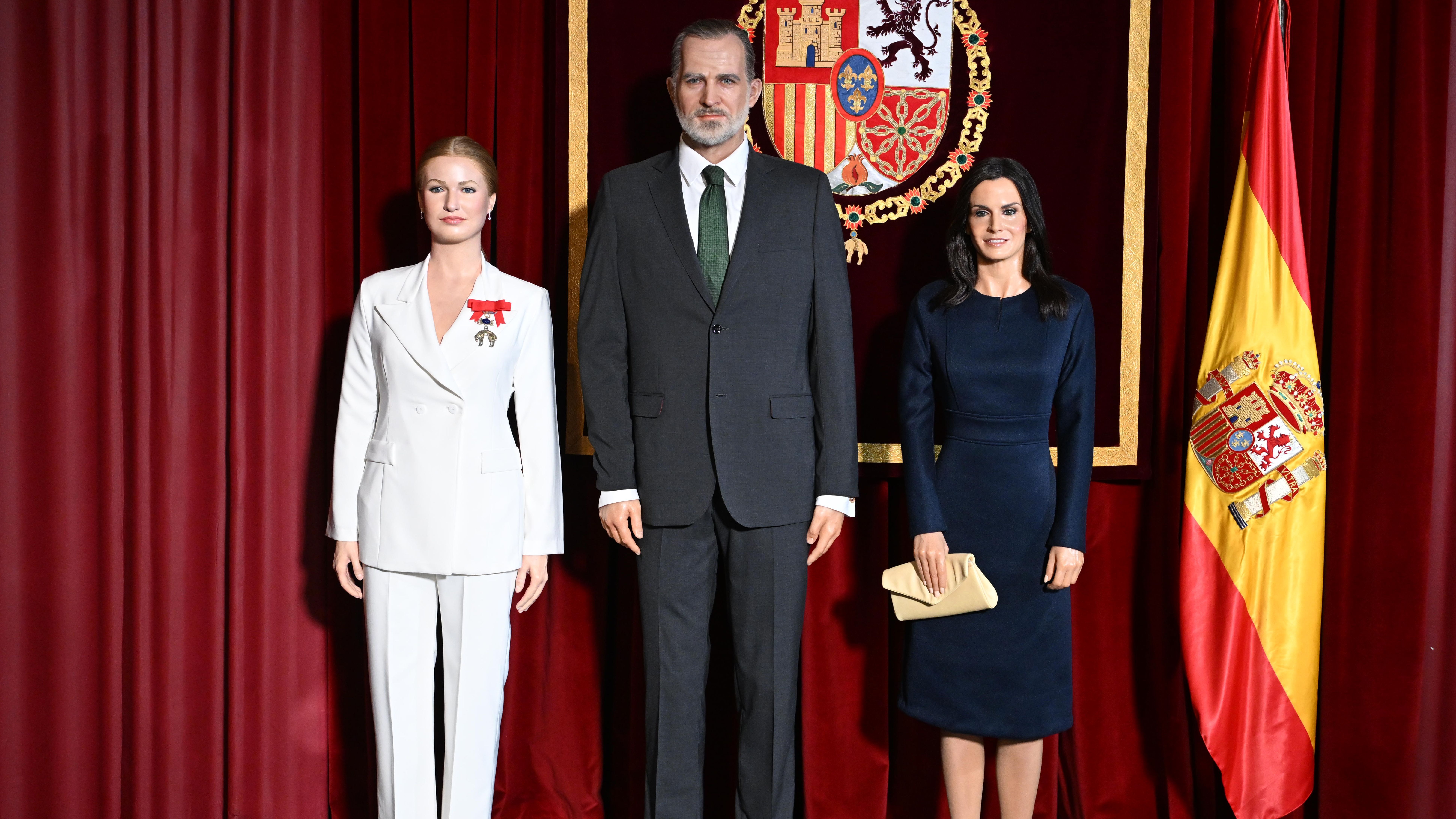 Las figuras de Leonor y los reyes Felipe y Letizia.