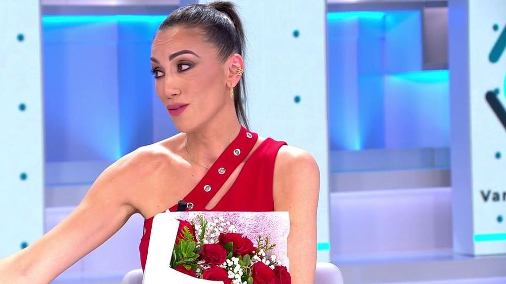 Las lágrimas de Patricia Pardo al recibir un ramo de flores de Christian Gálvez en San Valentín: "Te quiero"