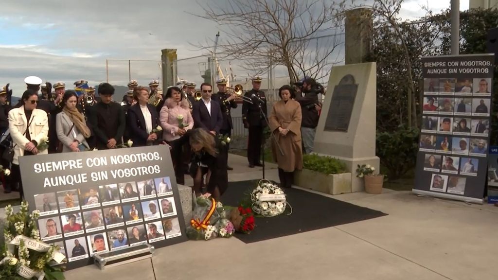 Homenaje a las víctimas del naufragio del Villa de Pitanxo
