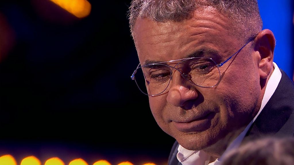 A Jorge Javier Vázquez se le quiebra la voz leyendo una carta para una niña  con una complicada enfermedad - Hay una cosa que te quiero decir