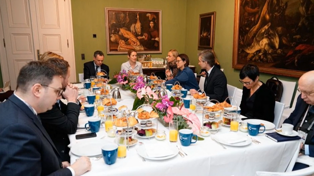 Ministros de Exteriores de la UE cierran la Conferencia de Múnich con Ucrania en el punto de mira