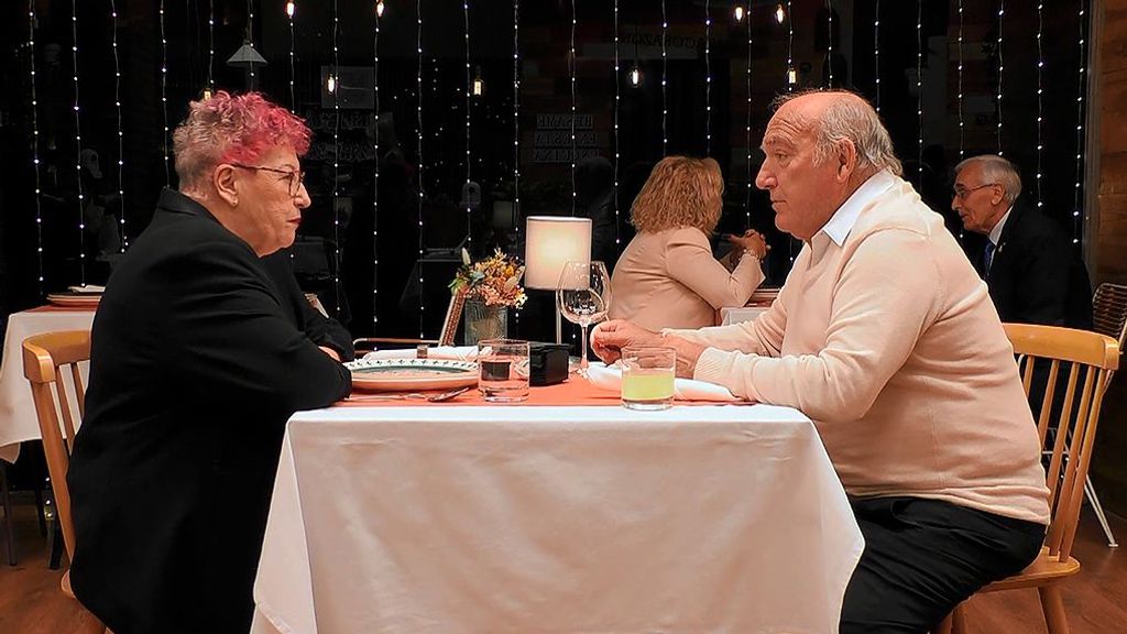 Una soltera quiere saber cómo es su cita de ‘First Dates’ en el sexo: “¿Eres tipo albañil o te recreas?”