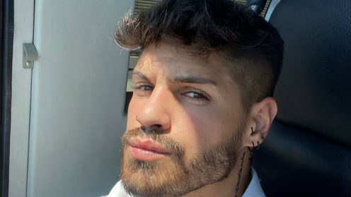 Ávaro Rubio, de 'La isla de las tentaciones 8', y su desconocido trabajo como conductor de autobuses