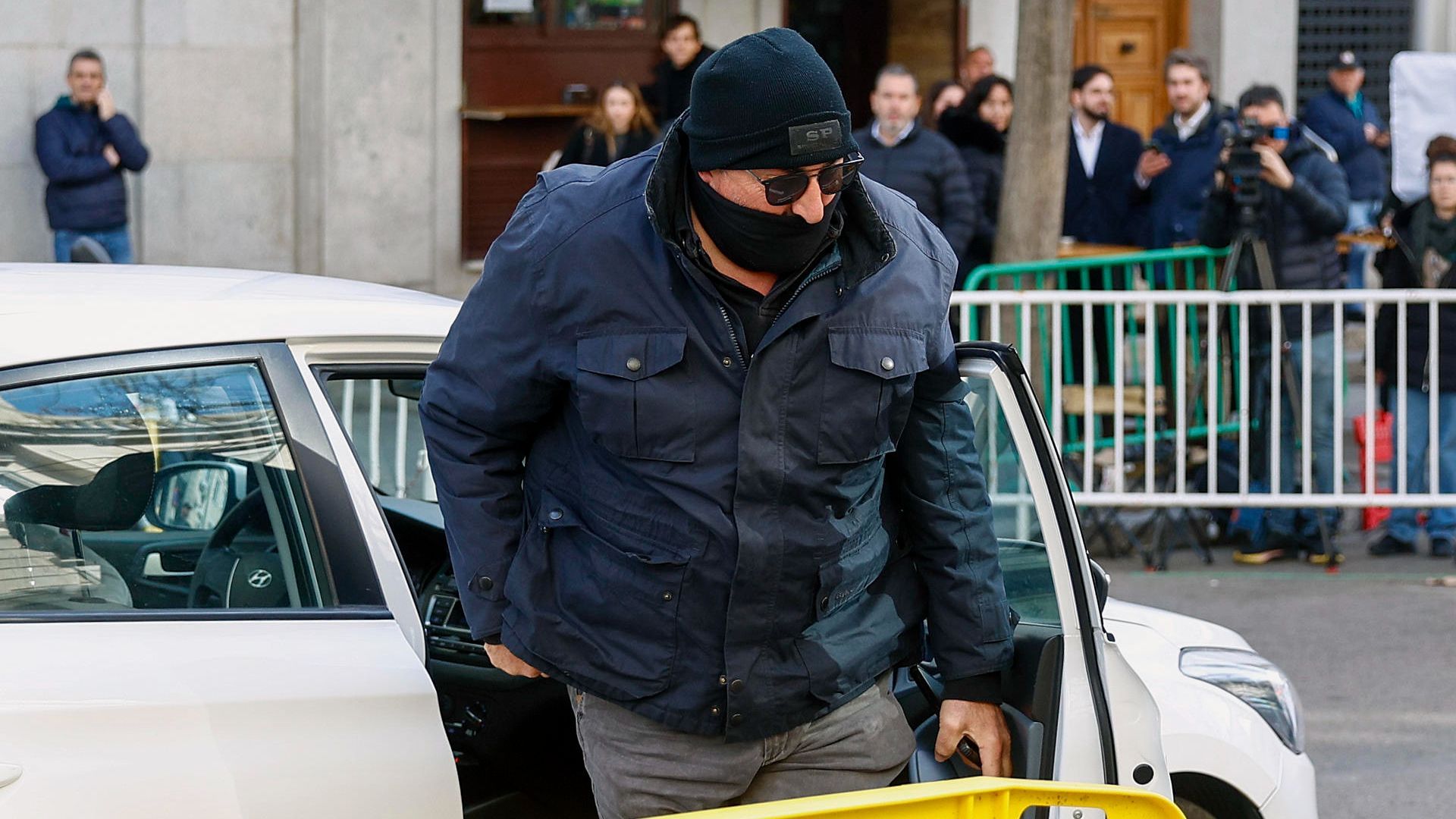 Koldo García se somete a una prueba caligráfica en el Supremo para comparar su letra con los documentos de Aldama