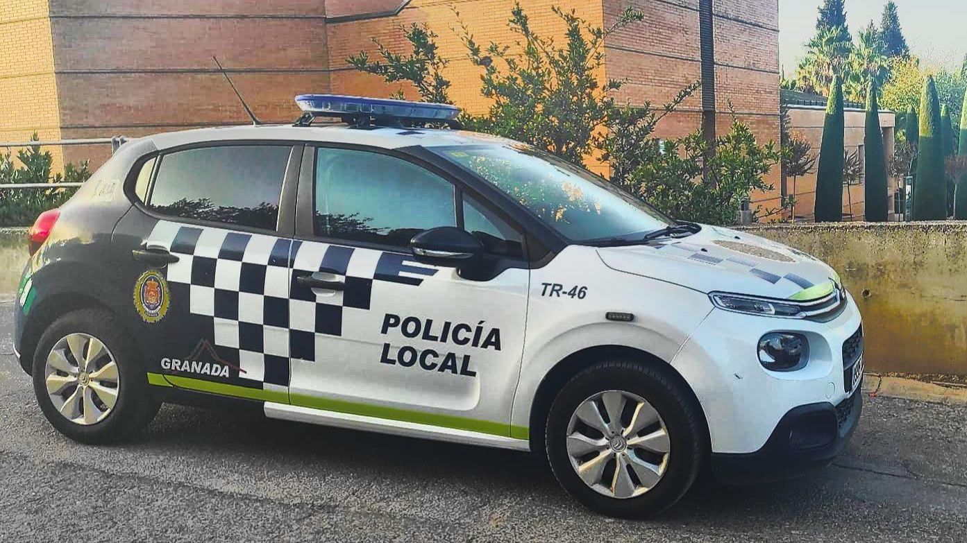 Vehículo de la Policía Local de Granada