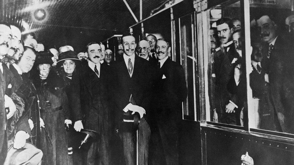 Rey Alfonso XIII al comienzo de Madrid Metro