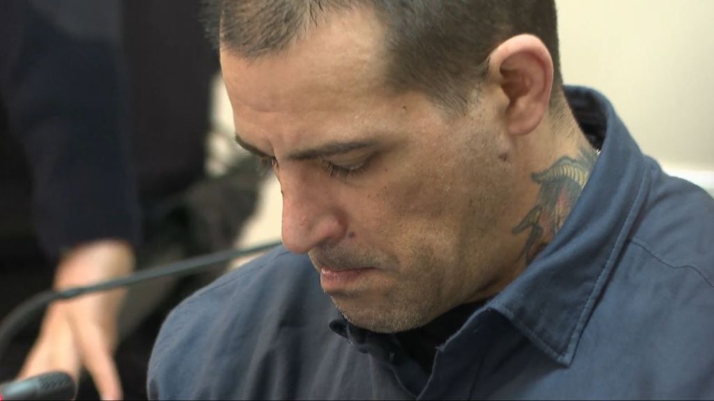 Los mensajes del monstruo de Liaño, acusado de matar a su mujer y su bebé: “Te apuñalo y no dejo ni las huellas”