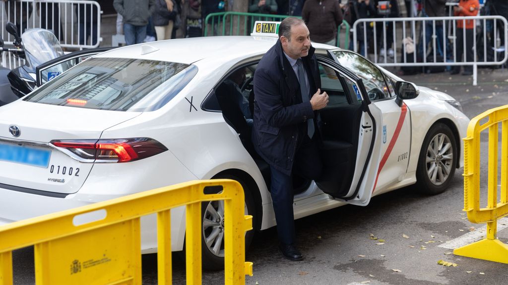 José Luis Ábalos comparece ante el Tribunal Supremo por primera vez como investigado por el caso Koldo