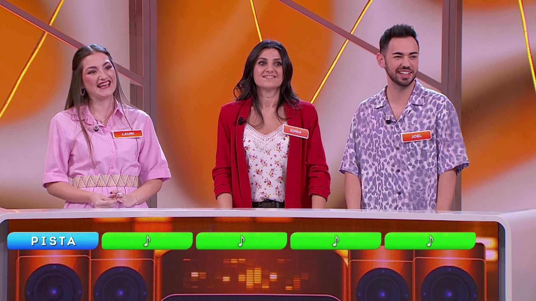 Lauri, Sonia y Joel, integrantes de 'Gatos jugones'