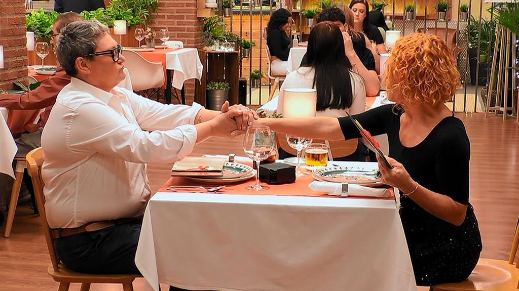 Sabino y Teresa durante su cita en 'First Dates'