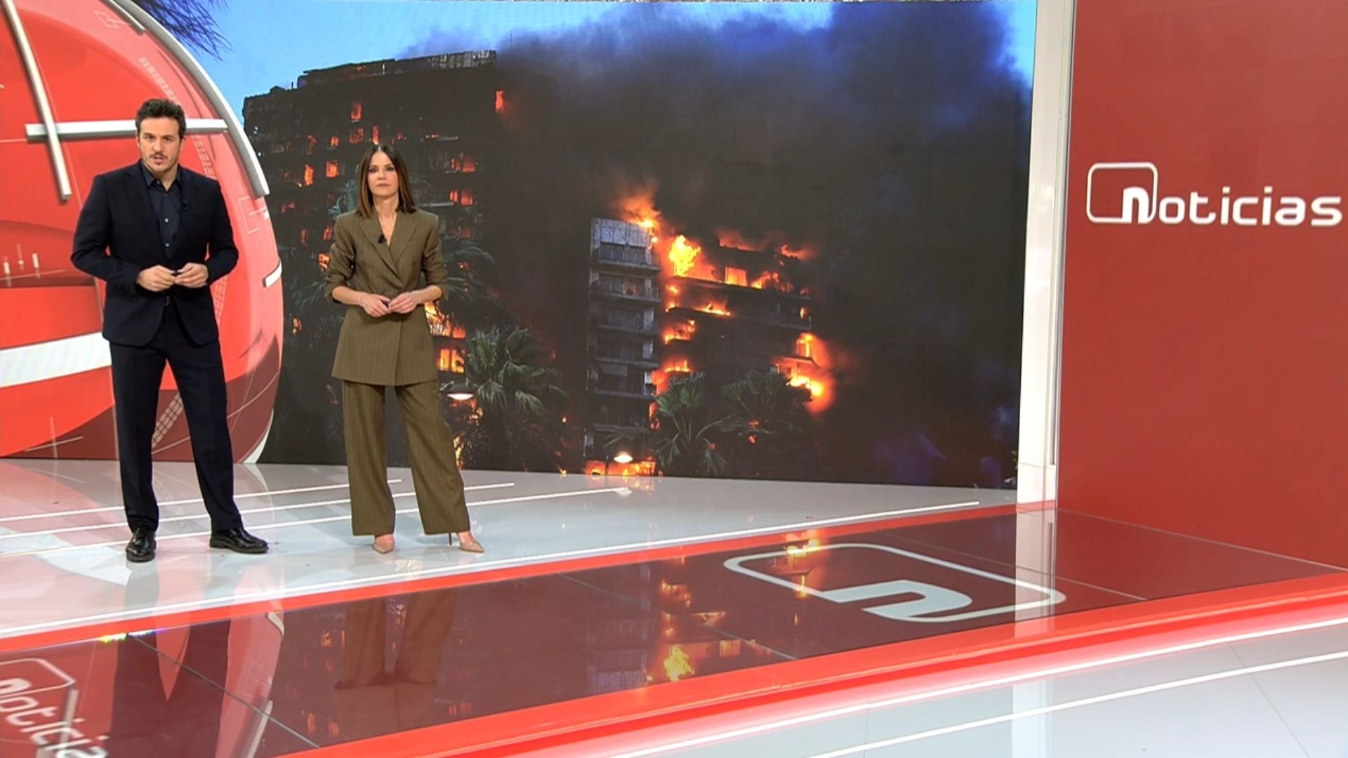Ver Noticias Cuatro noche 21/02/2025 completo online
