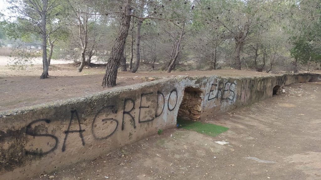 Pintada en el Paredón de España