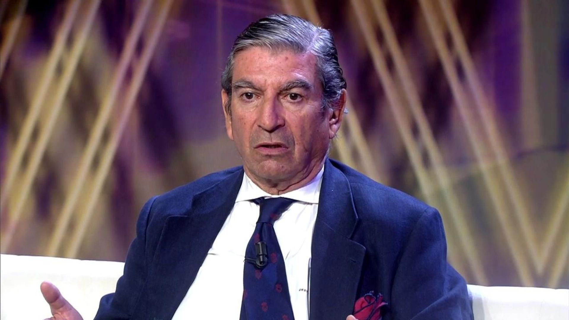La réplica de José Manuel Díaz-Patón a Ágatha Ruiz de la Prada sobre el "buscas la fama": "Organizó unas fotos en París" - ¡De viernes!