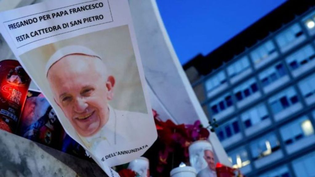 El estado de salud del papa Francisco empeora: necesita oxígeno y transfusiones de sangre