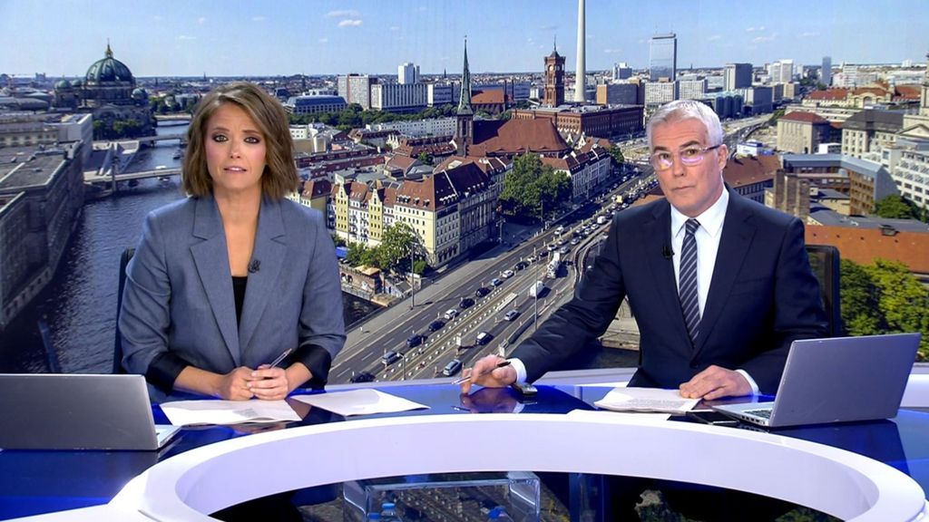 Con María Casado y David Cantero Informativos Telecinco 2025 Mediodía 23/02/2025