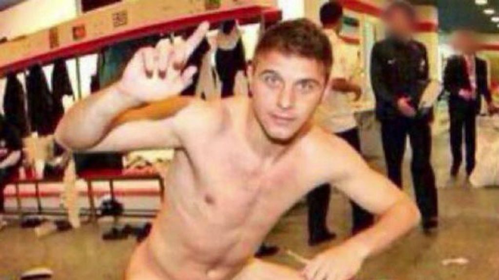 La explícita imagen de Joaquín Sánchez en medio de su escándalo con Claudia Bavel Fiesta 2025 Top Vídeos 506