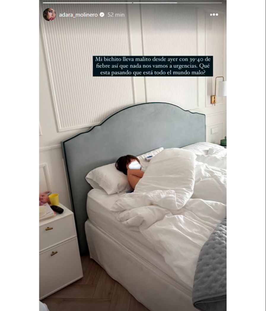 Adara Molinero se dirige a urgencias, preocupada por la salud de su hijo Martín
