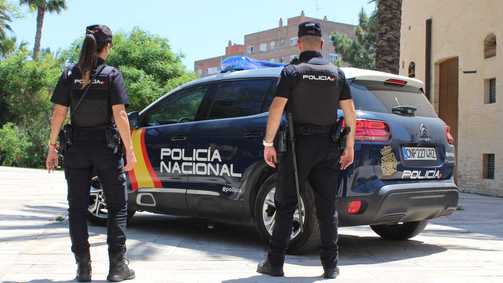 Liberan a una mujer agredida y retenida por su expareja tras enviar un mensaje de auxilio a su policía protector