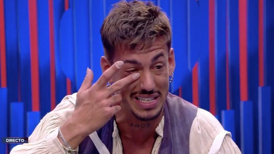 Luitingo rompe con Carmela desde El Confe