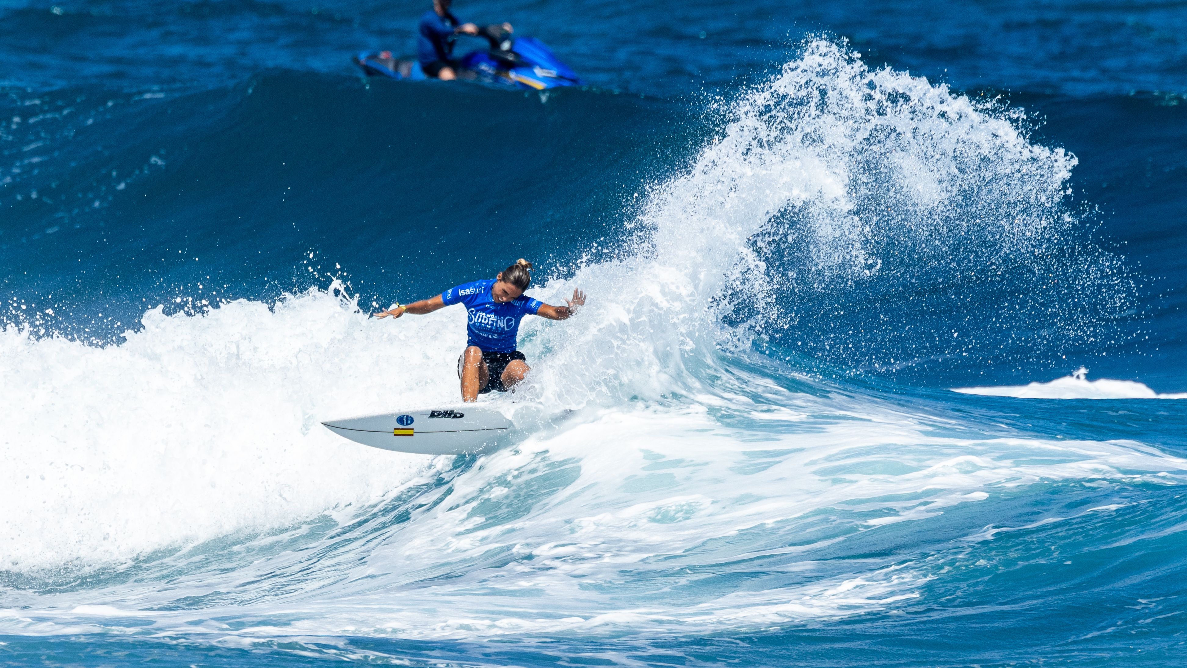 "Soy de Zarautz y aquí el surf está muy presente", dice