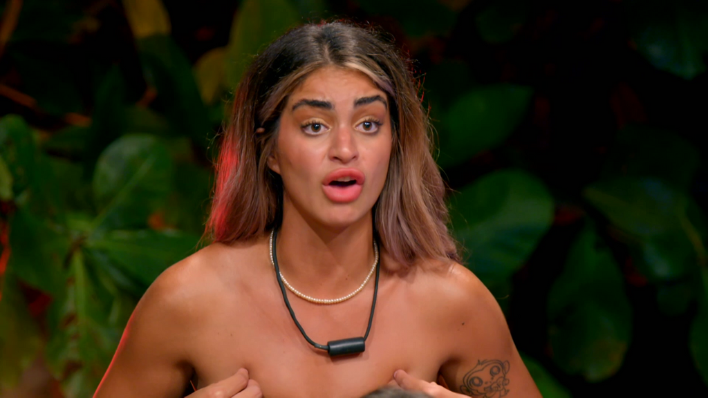 Sthefany se queda descolocada al descubrir lo que los chicos piensan sobre ella