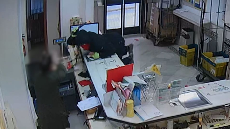 Atracador con cuchillo