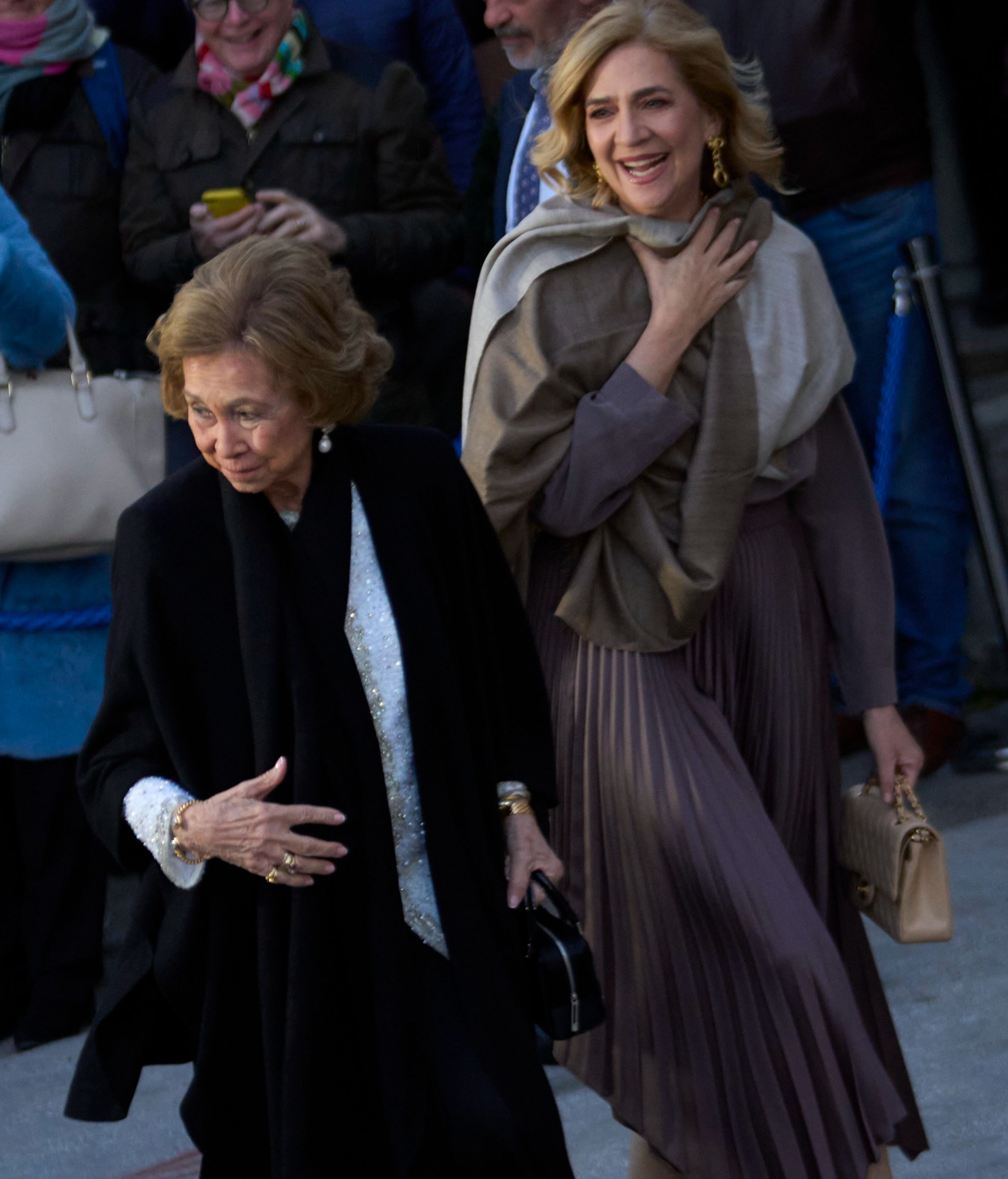 Infanta Cristina, junto a la reina Sofía